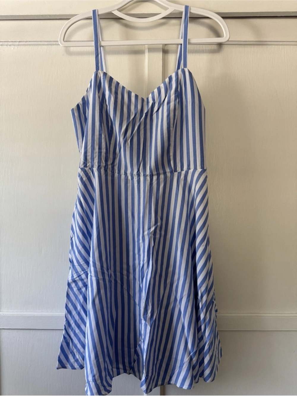 blue and white striped dress old navy | Dresses | Old Navy Sundress Sz M length puff sleeves elastic